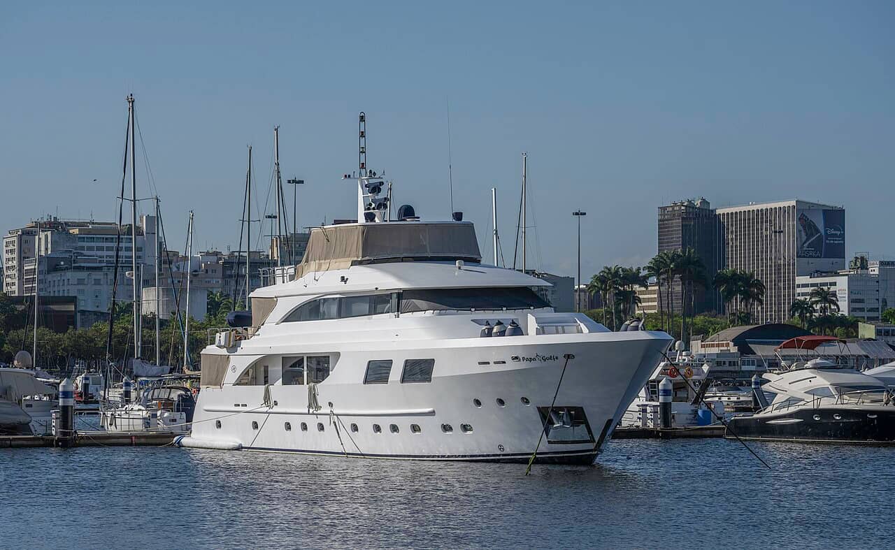 ORSA 62, Flybridge